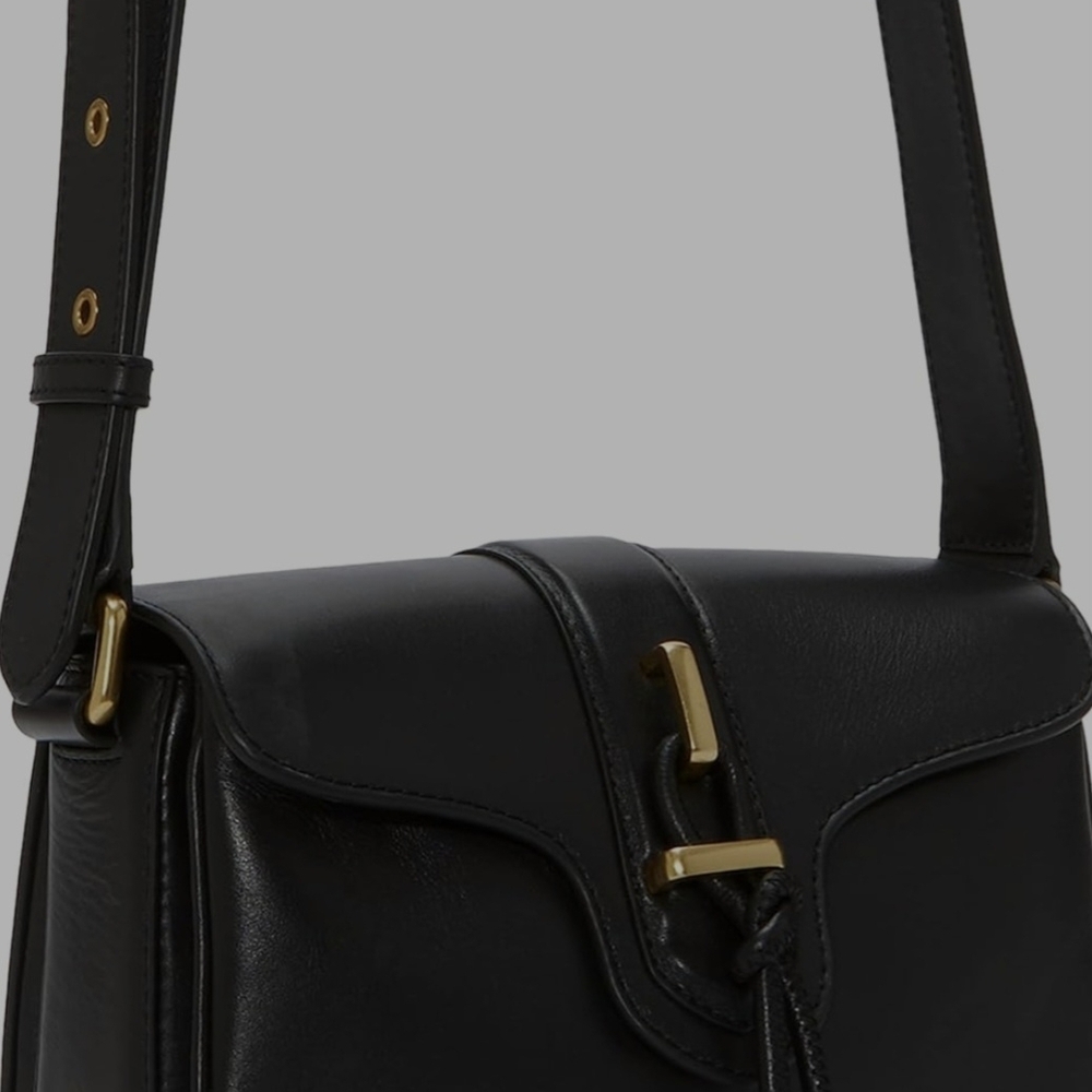 Vince Camuto Elegant Black Leather Shoulder Bag